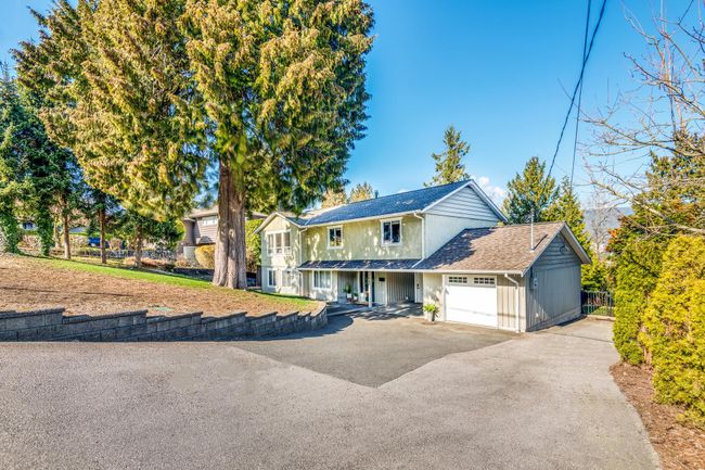 3047 Daybreak Avenue, House other with 4 bedrooms, 3 bathrooms and 6 parking in Coquitlam BC | Image 2