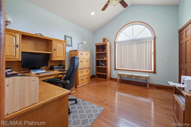 8922 McClement Rd.240.jpg | Image 82