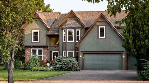 13503 W 75th Ter, Lenexa, KS, 66216-4222 | Card Image