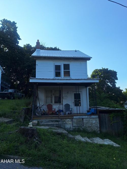 1318 14th Ave, Altoona, PA, 16601-3330 | Card Image