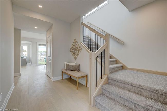 6477 Royal Magnolia Ave, House other with 3 bedrooms, 2 bathrooms and 2 parking in London ON | Image 7