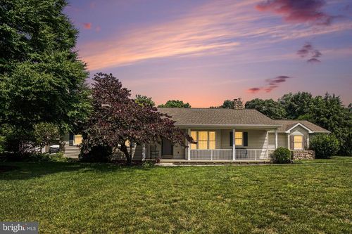 5 Fisher Ter, WILLOW STREET, PA, 17584-9337 | Card Image