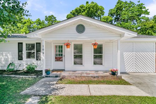 109 Camellia Rd, Goose Creek, SC, 29445-3418 | Card Image