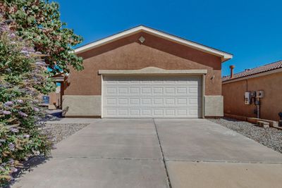 7301 Hearthstone Road Nw, House other with 3 bedrooms, 2 bathrooms and null parking in Albuquerque NM | Image 2