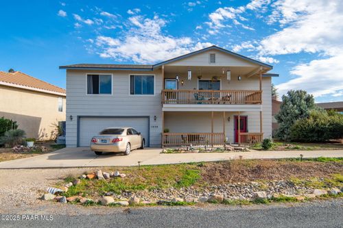 1059 N Stirrup High Dr W, Dewey-Humboldt, AZ, 86327-5910 | Card Image