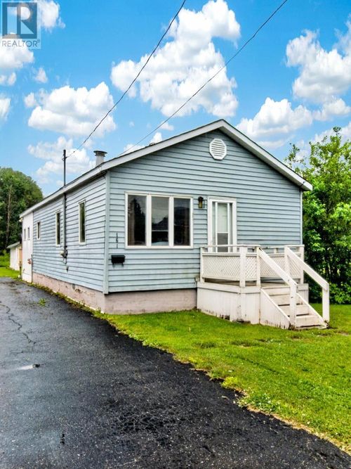 161 Churchill Ave, Sault Ste. Marie, ON, P6C2P9 | Card Image