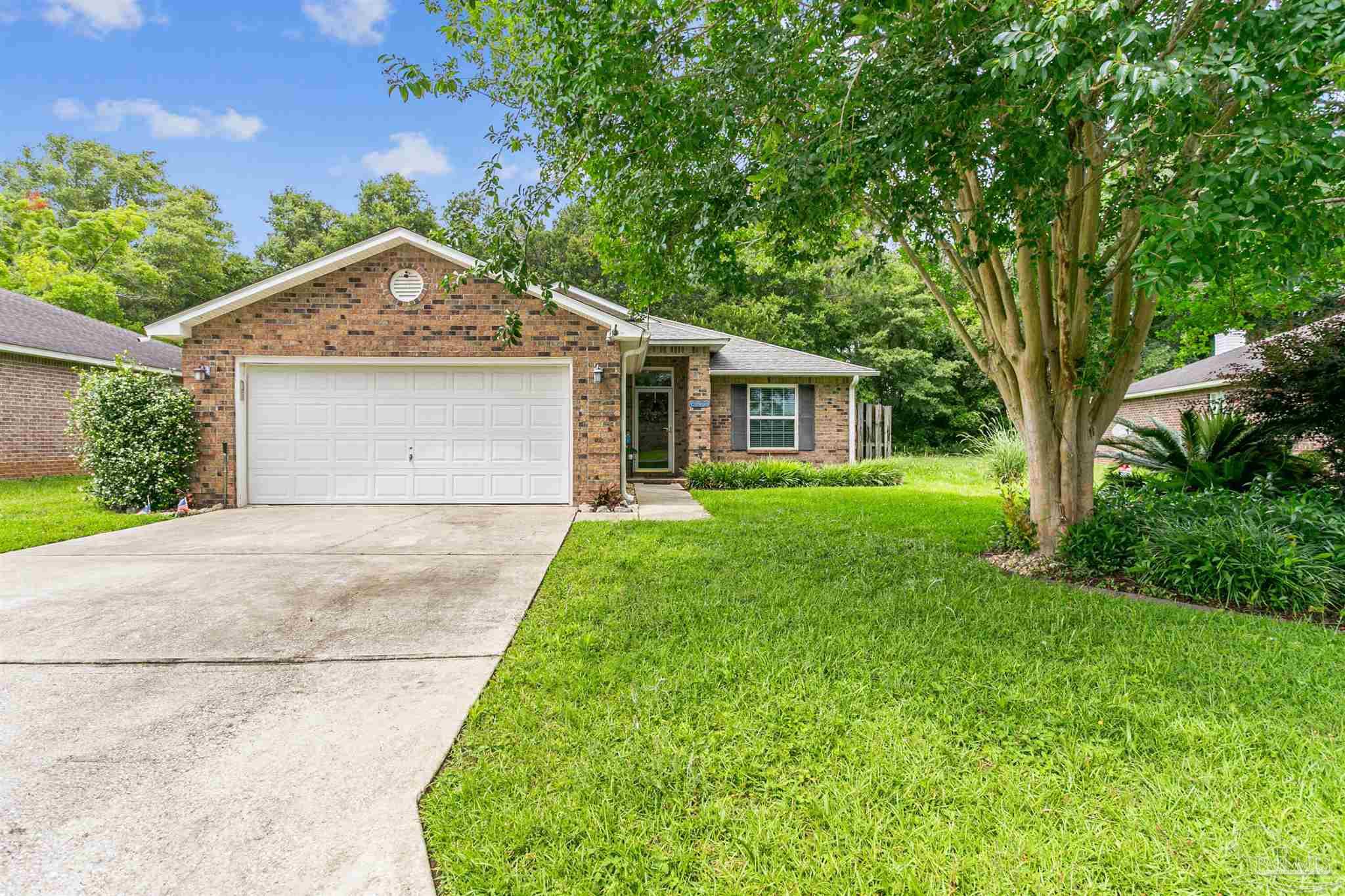 Makenna Cir, Pace, FL 32571