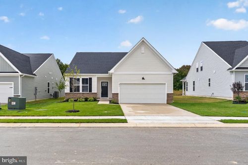 877 Virdin Dr, SMYRNA, DE, 19977-4584 | Card Image