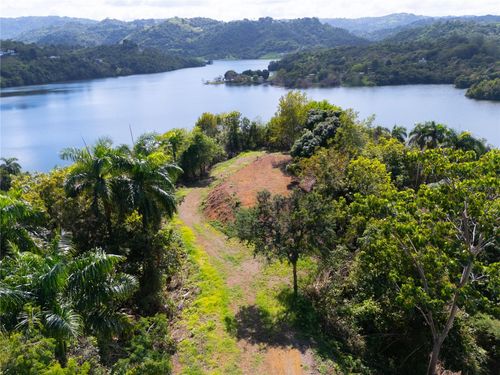 827 KM 5.0 Interior Bo. Ortiz, TOA ALTA, PR, 00953 | Card Image