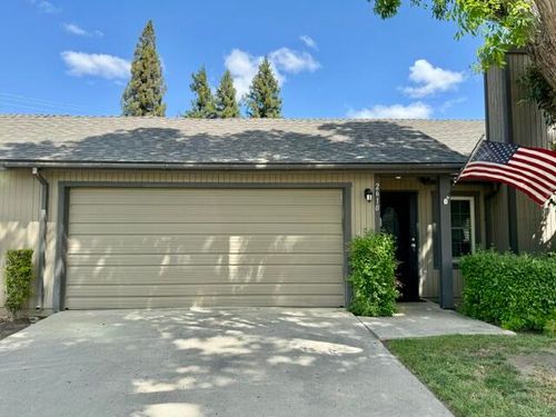 2610 E Tulare Ave, Visalia, CA, 93292-5263 | Card Image