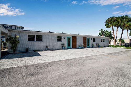 apt-1-713 Saint Judes Dr S, LONGBOAT KEY, FL, 34228-1818 | Card Image