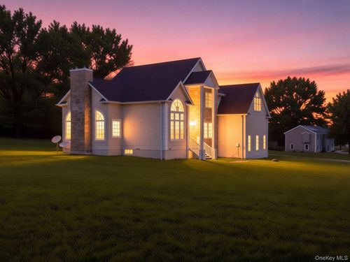 107 Breeze Hill Rd, New Hampton, NY, 10958-4613 | Card Image