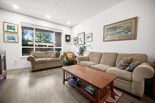 105-33540 Mayfair Ave, Abbotsford, BC, V2S0J3 | Card Image