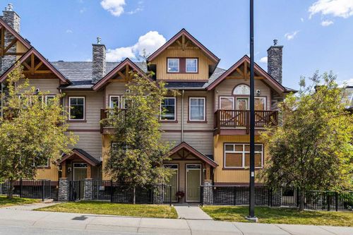 302-85 Dyrgas Gate, Canmore, AB, T1W3L1 | Card Image