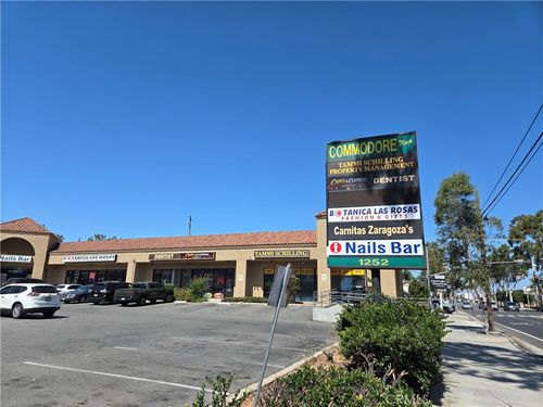 1252 W 6th St, Corona, CA, 92882 | Card Image