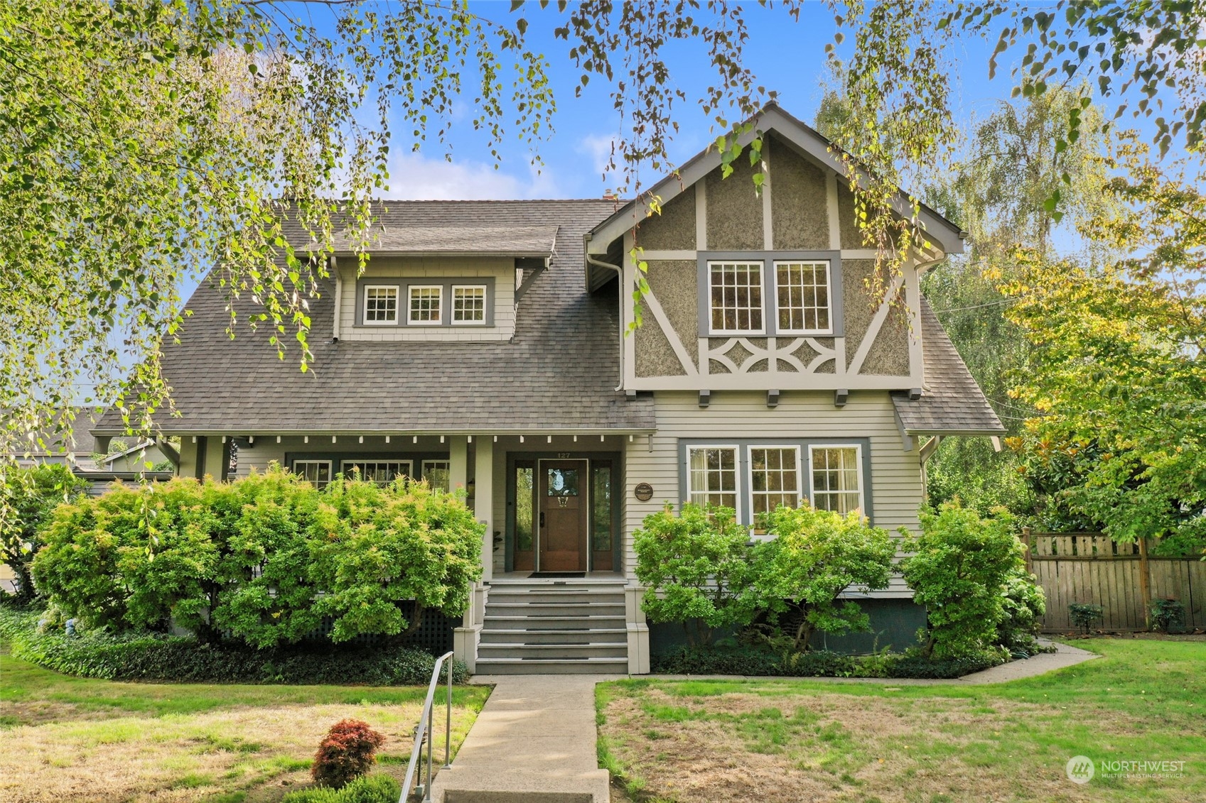 17th Ave, Olympia, WA 98501