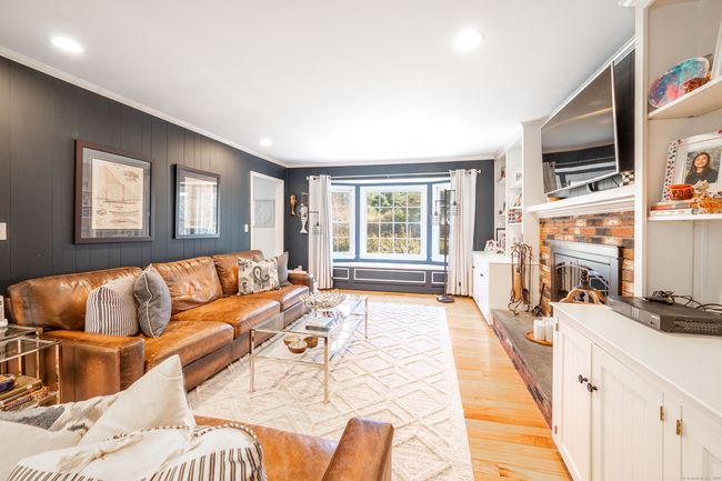14 Chapman Pl, House other with 5 bedrooms, 4 bathrooms and null parking in Redding CT | Image 5