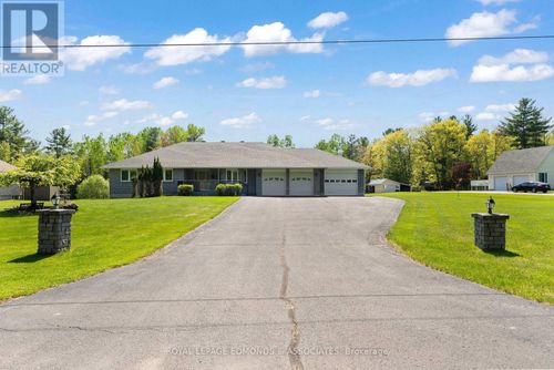 40 Blue Danube Way, Pembroke, ON, K8A6W2 | Card Image