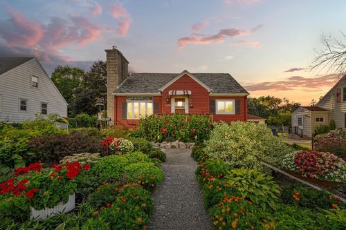 1124 8th Ave Sw, Faribault, MN, 55021-6835 | Card Image