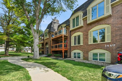 9-1440 20th Street, West Des Moines, IA, 50265 | Card Image