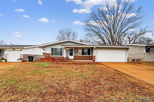 10139 Edgefield Dr, Saint Louis, MO, 63136-5619 | Card Image