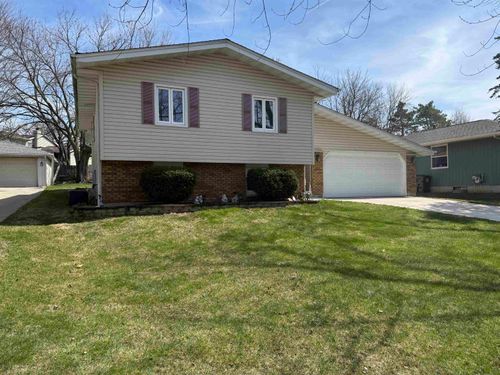 2822 Norway Pine Road, Rockford, IL, 61109 | Card Image