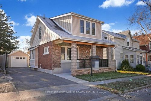 73 Elgin St W, Oshawa, ON, L1G1S5 | Card Image