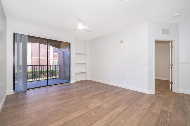 UNIT-102 - 6141 Metrowest Blvd, Condo with 4 bedrooms, 2 bathrooms and null parking in ORLANDO FL | Image 7