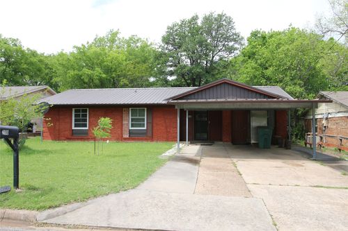 2110 N Duchess Dr, Sherman, TX, 75090-2302 | Card Image