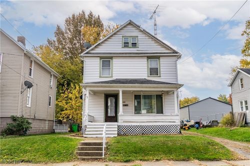 174 W Wayne St, Alliance, OH, 44601-1770 | Card Image