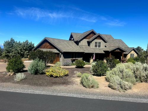 15361 Sw Branding Iron Ct, Powell Butte, OR, 97753-0417 | Card Image