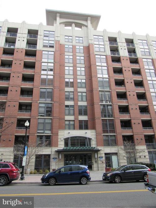 apt-318-1021 N Garfield St, ARLINGTON, VA, 22201-2559 | Card Image