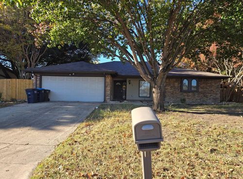 6705 Spoonwood Ln, Fort Worth, TX, 76137-1734 | Card Image