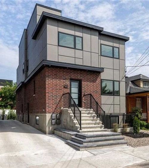 b1-359 Whitby Ave, Ottawa, ON, K2A0B3 | Card Image