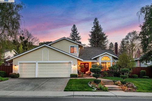 3134 Arbor Dr, Pleasanton, CA, 94566-6970 | Card Image