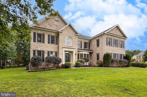 5841 Saddle Downs Pl, Centreville, VA, 20120-4916 | Card Image