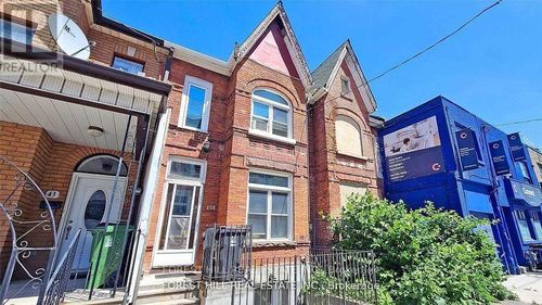 lower-41 Gladstone Avenue, Toronto (Little Portugal), ON, M6K3K7 | Card Image