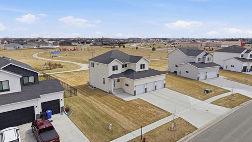 4756 34th St S, Fargo, ND, 58104-5780 | Card Image