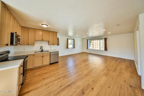804 Wapiti Dr, Fraser, CO, 80442-5199 | Card Image