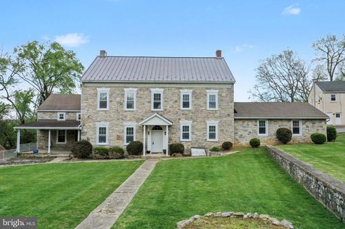 2935 Reedy Rd, Sinking Spring, PA, 19608-9622 | Card Image