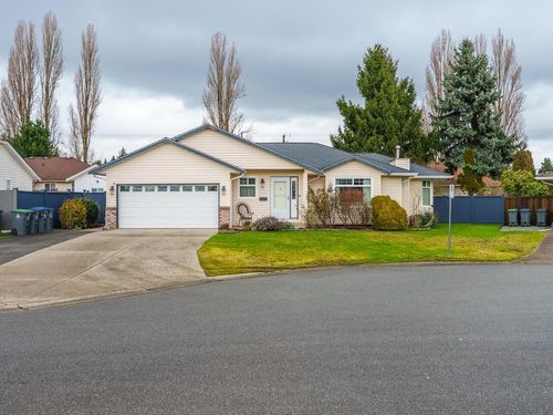 19225 59a Avenue, Surrey, BC, V3S7S8 | Card Image