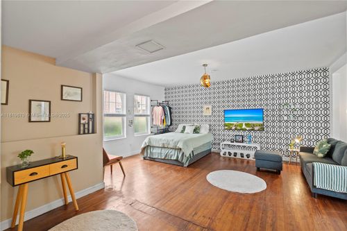 apt-3-760 Meridian Ave, Miami Beach, FL, 33139-6161 | Card Image