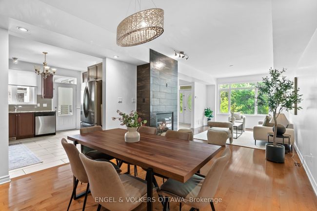 182 Meandering Brook Dr, House attached with 4 bedrooms, 4 bathrooms and 2 parking in Gloucester ON | Image 13