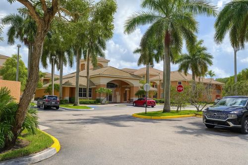 apt-e106-6960 Sw 39th St, Davie, FL, 33314-2448 | Card Image