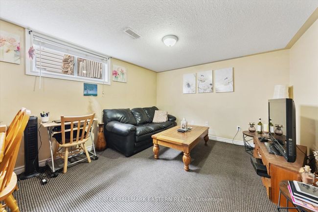 508 Erskine Ave, House other with 5 bedrooms, 2 bathrooms and 4 parking in Peterborough ON | Image 21