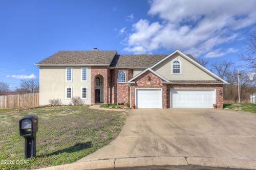 117 Suzanne Cir, Webb City, MO, 64870-2034 | Card Image