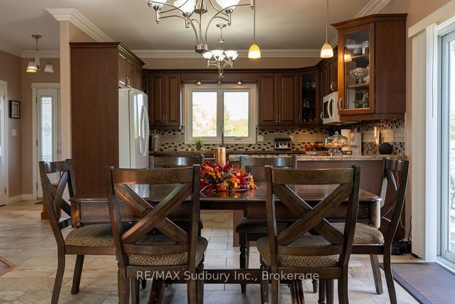 2950 Radar Rd, House other with 4 bedrooms, 3 bathrooms and 20 parking in Garson ON | Image 13