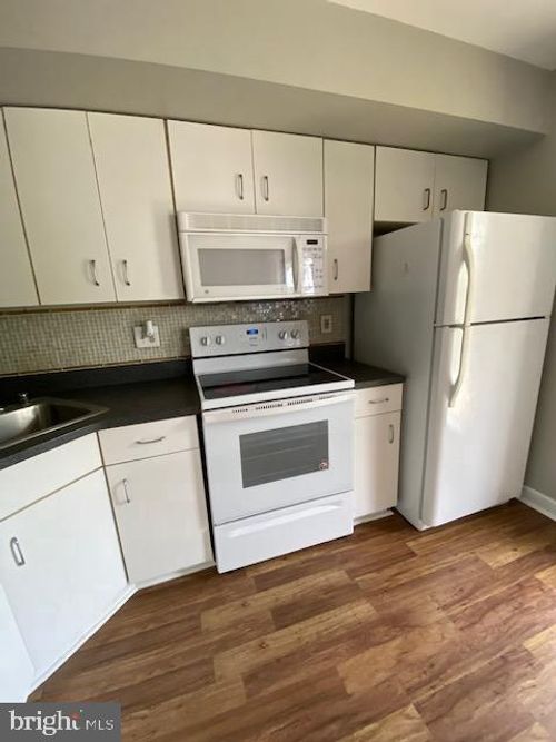 apt-304-6708 Ridge Rd, ROSEDALE, MD, 21237-1163 | Card Image