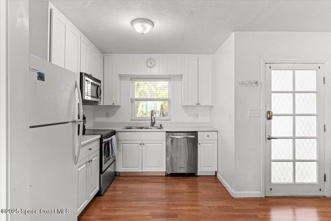 143 Cedar Ave, House other with 3 bedrooms, 2 bathrooms and null parking in Cocoa Beach FL | Image 9