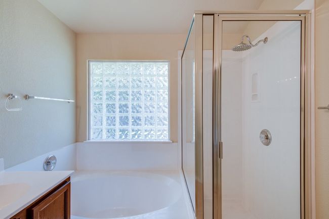 11308 Los Comancheros Rd, House other with 3 bedrooms, 2 bathrooms and 2 parking in Austin TX | Image 18